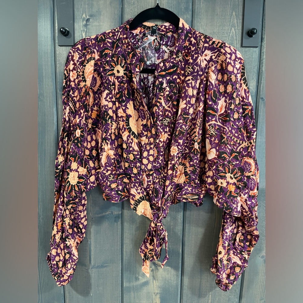 Rachel Zoe cropped tie front Floral Blouse Size Small NWT
